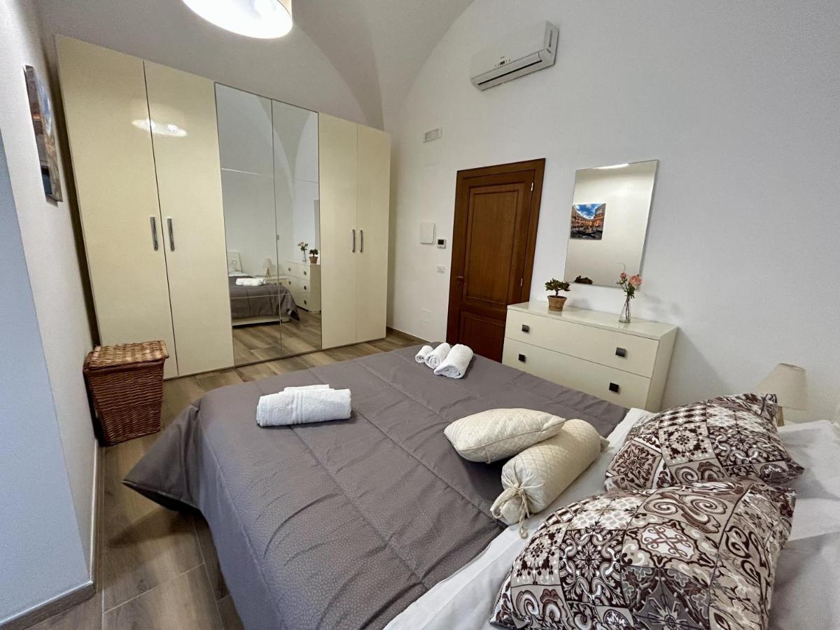 Camicia 20 Apartment โมโนโปลี ภายนอก รูปภาพ