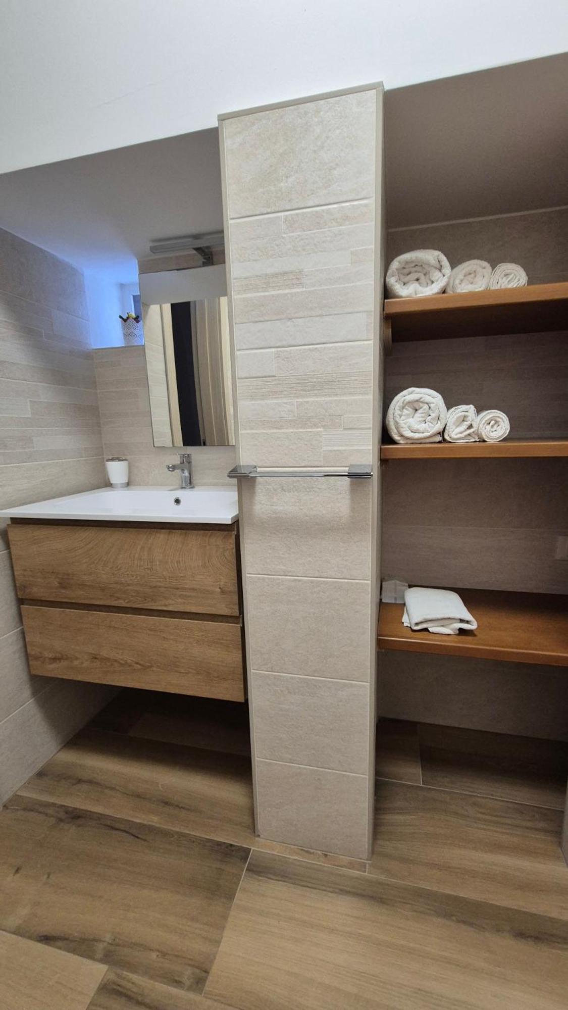 Camicia 20 Apartment โมโนโปลี ภายนอก รูปภาพ
